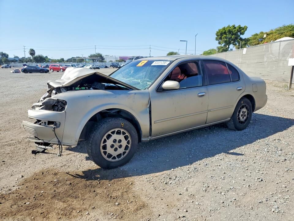 1995 NISSAN Maxima