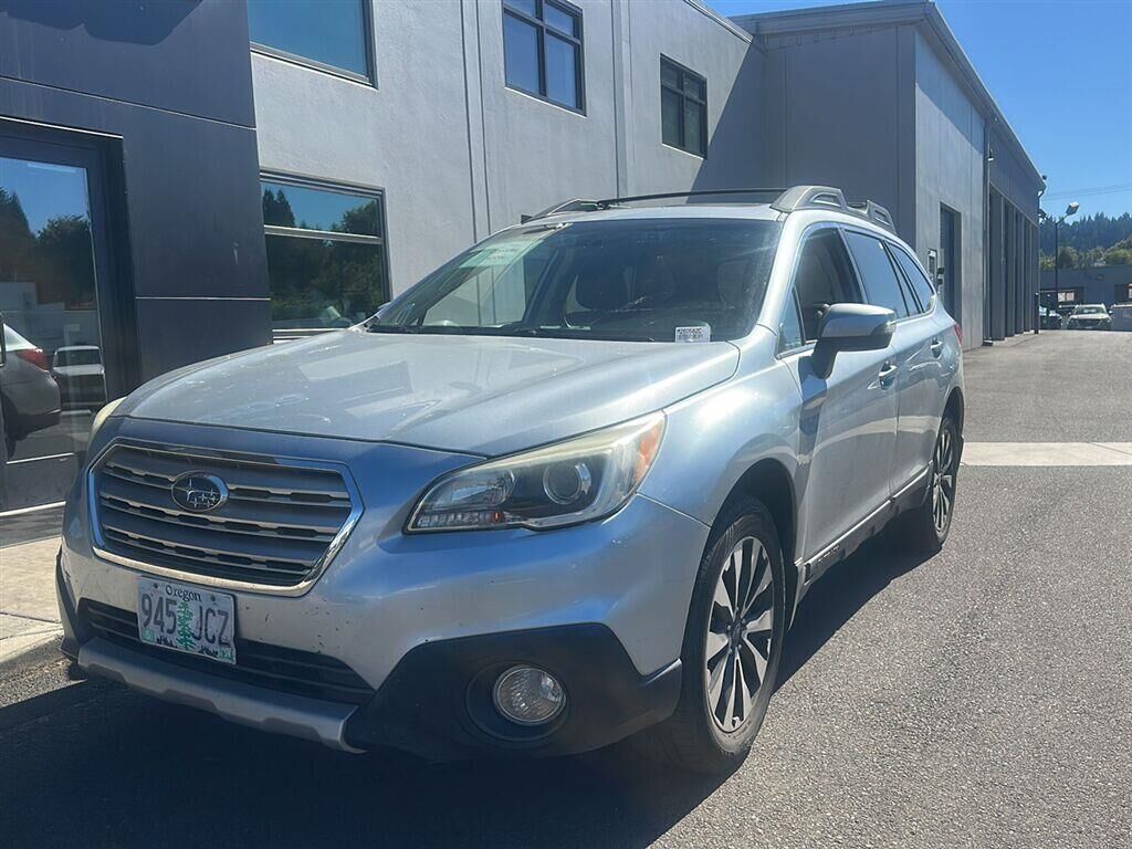 2016 SUBARU Outback