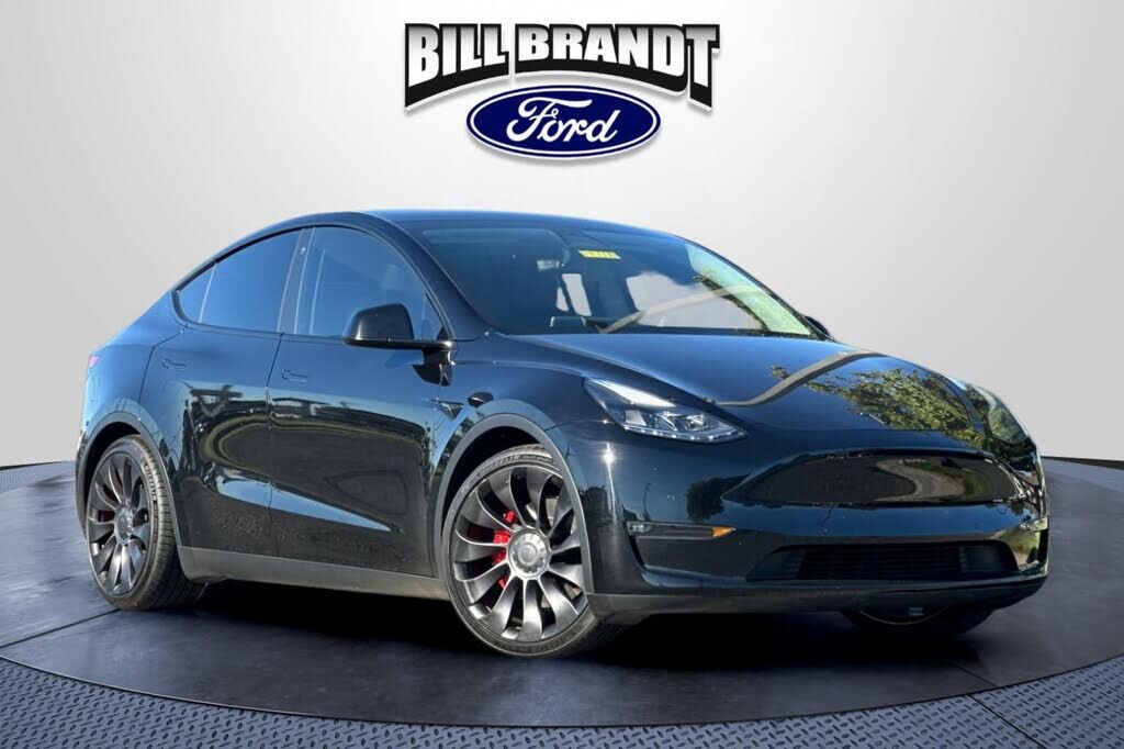 2021 TESLA Model Y