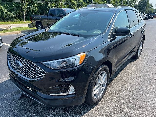 2023 FORD Edge