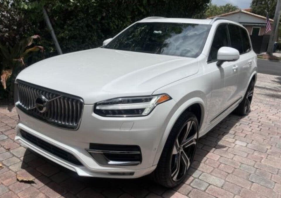 2024 VOLVO XC90