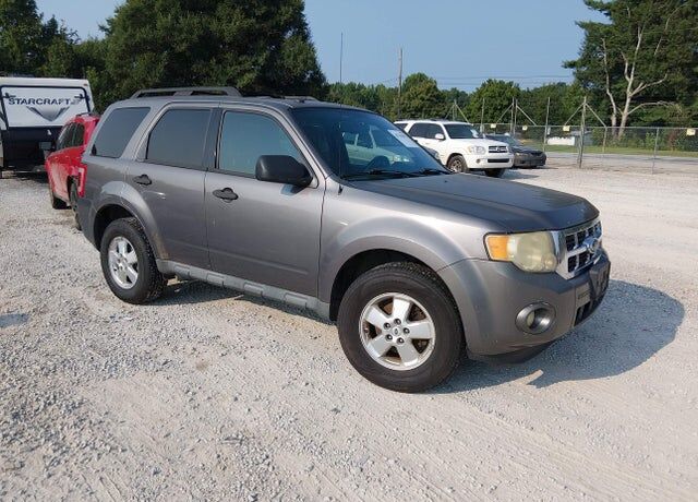 2011 FORD Escape