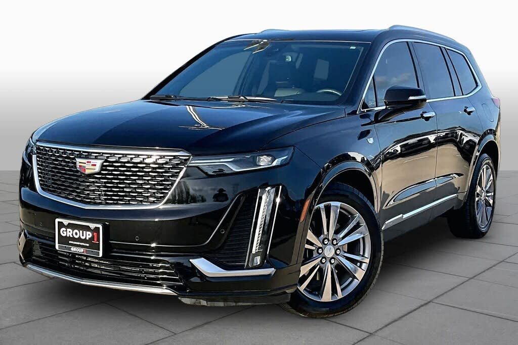 2025 CADILLAC XT6