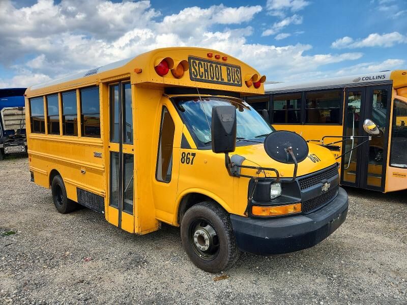 2011 CHEVROLET Express