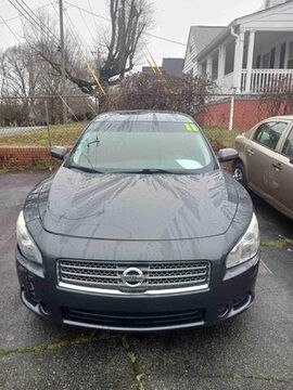 2011 NISSAN Maxima