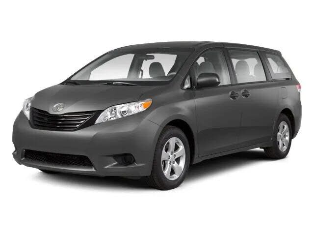 2011 TOYOTA Sienna