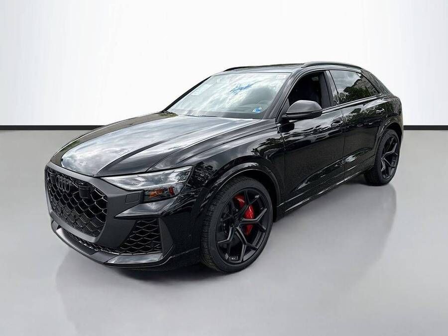 2026 AUDI RS Q8