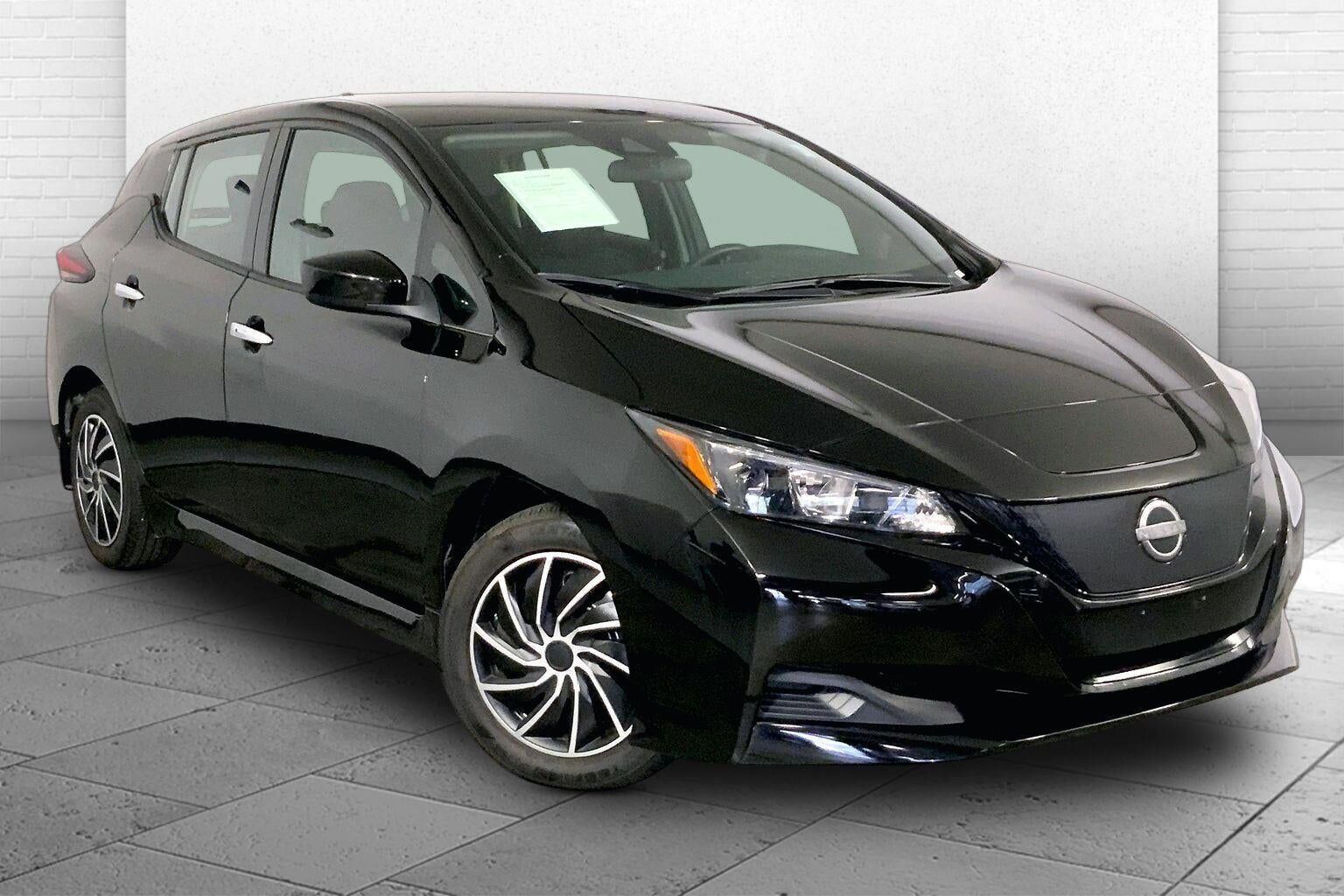 2023 NISSAN Leaf