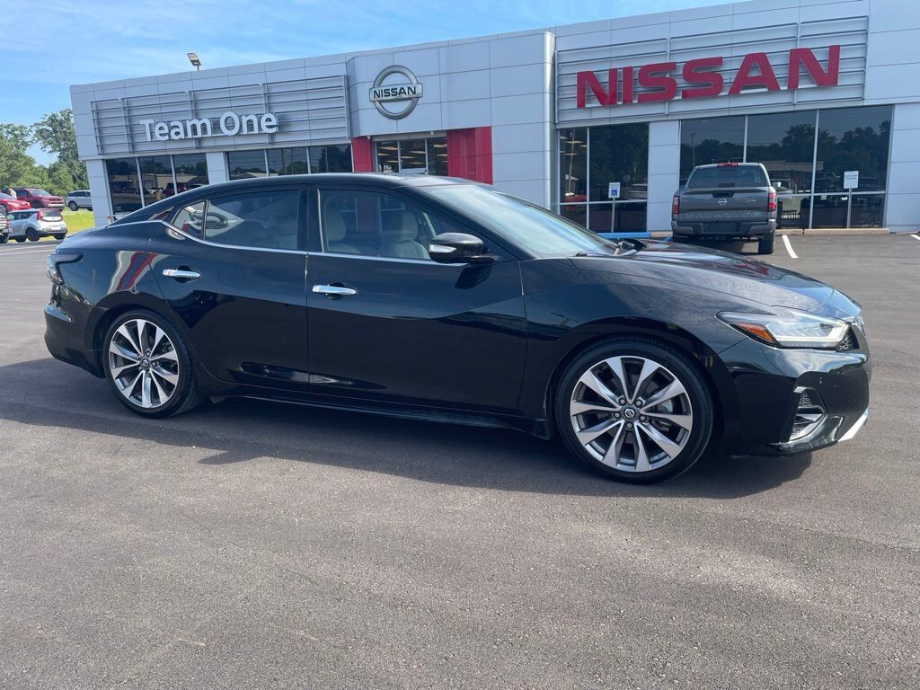 2021 NISSAN Maxima