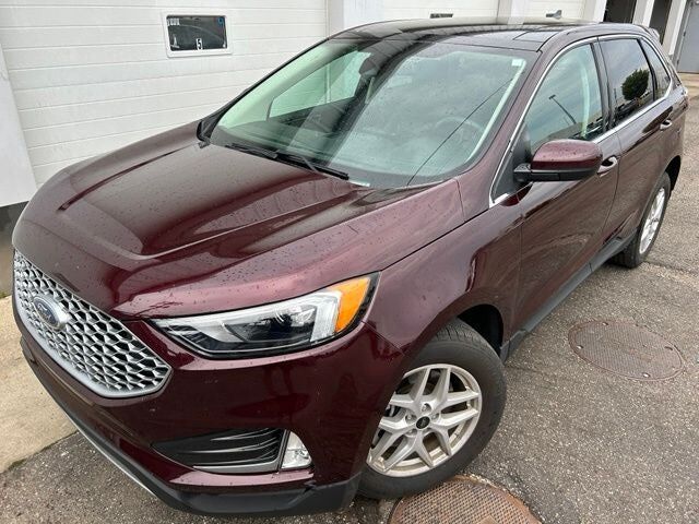2024 FORD Edge
