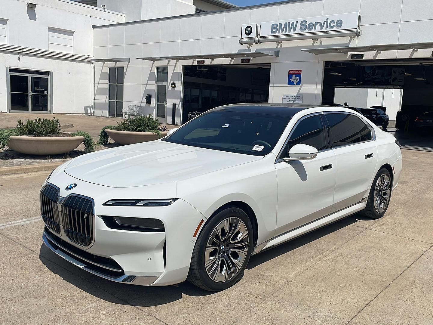 2023 BMW i7