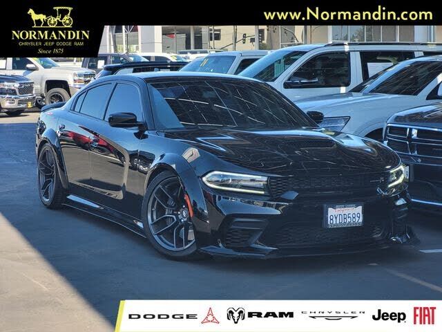 2021 DODGE Charger