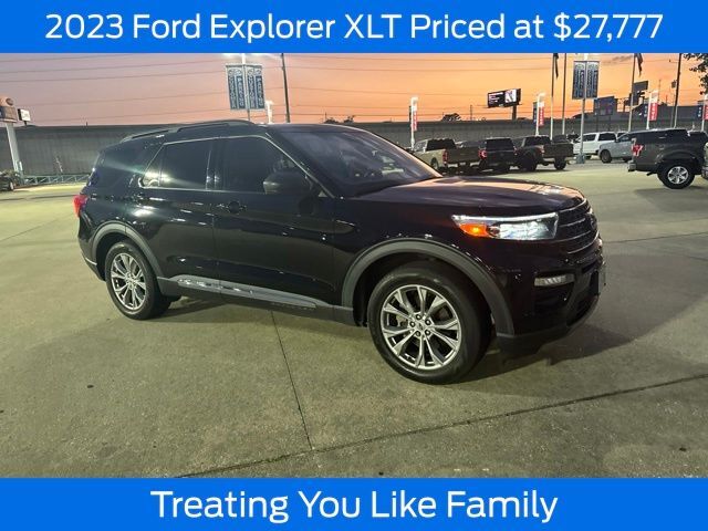 2023 FORD Explorer