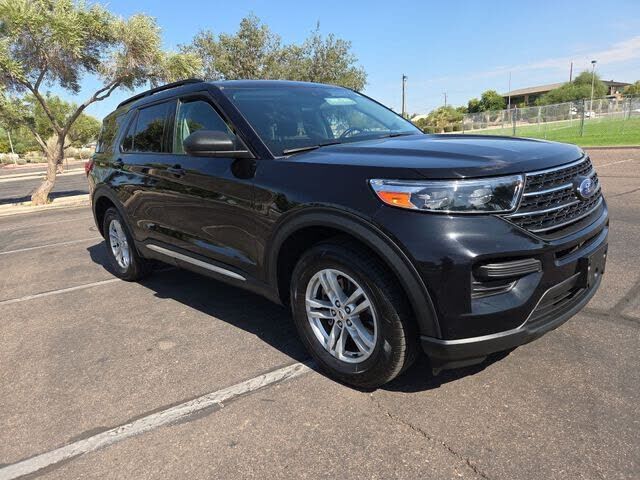 2023 FORD Explorer