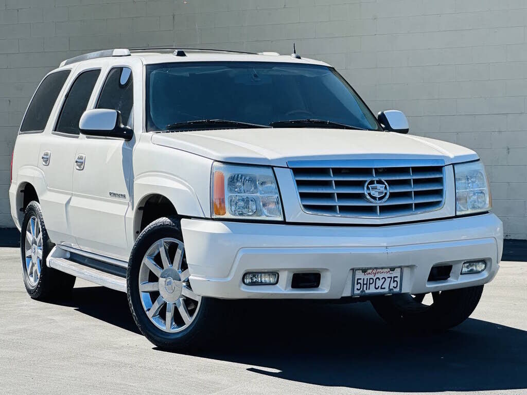 2004 CADILLAC Escalade