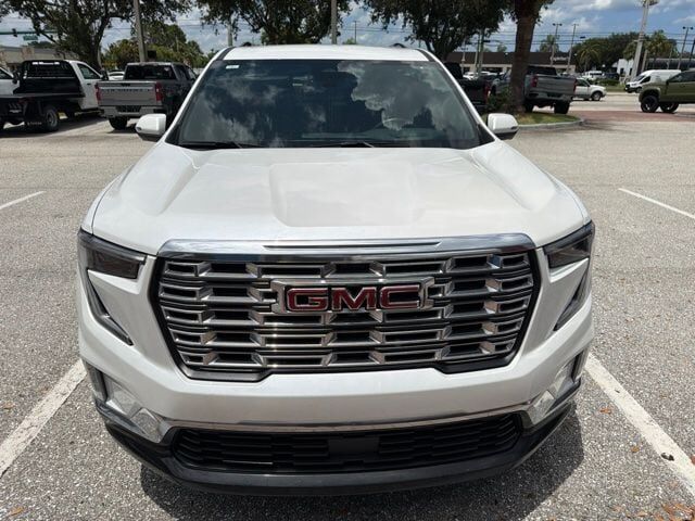 2025 GMC Acadia