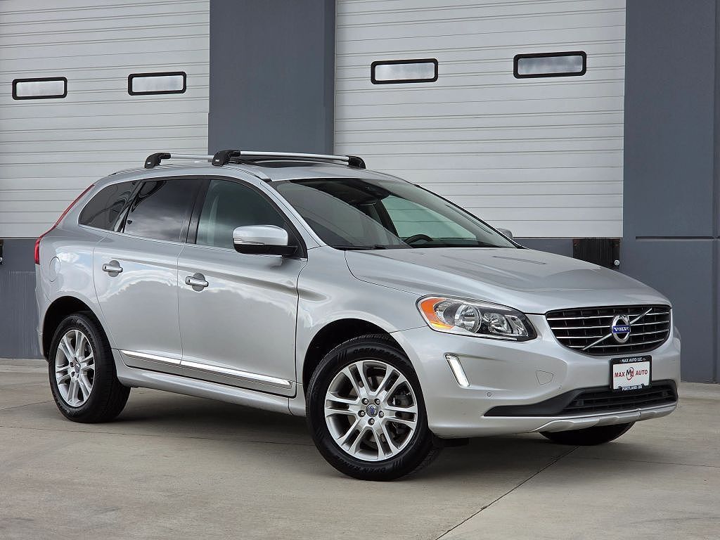 2015 VOLVO XC60