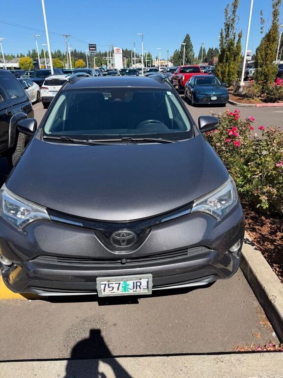 2017 TOYOTA RAV4