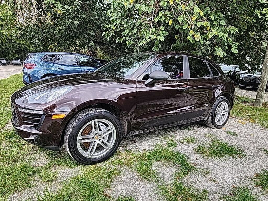 2018 PORSCHE Macan