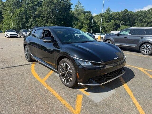 2023 KIA EV6