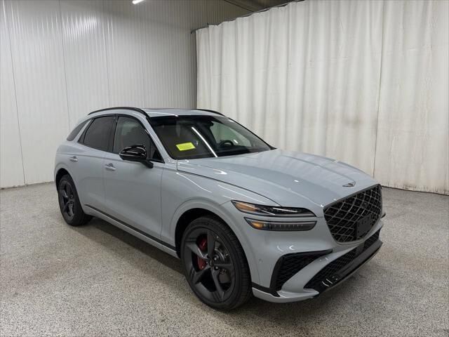 2027 GENESIS GV70