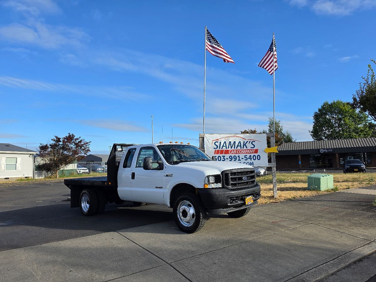 2004 FORD F-550
