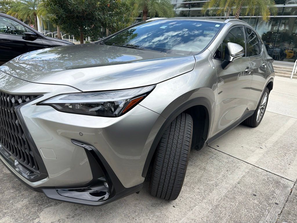 2025 LEXUS NX