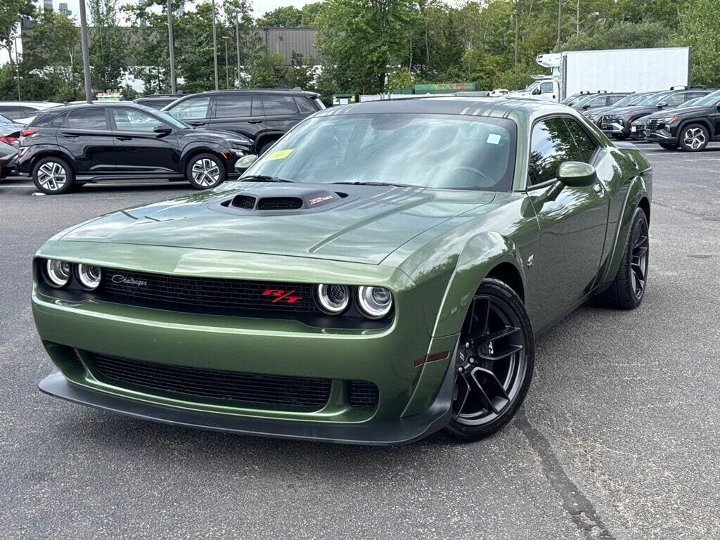 2022 DODGE Challenger