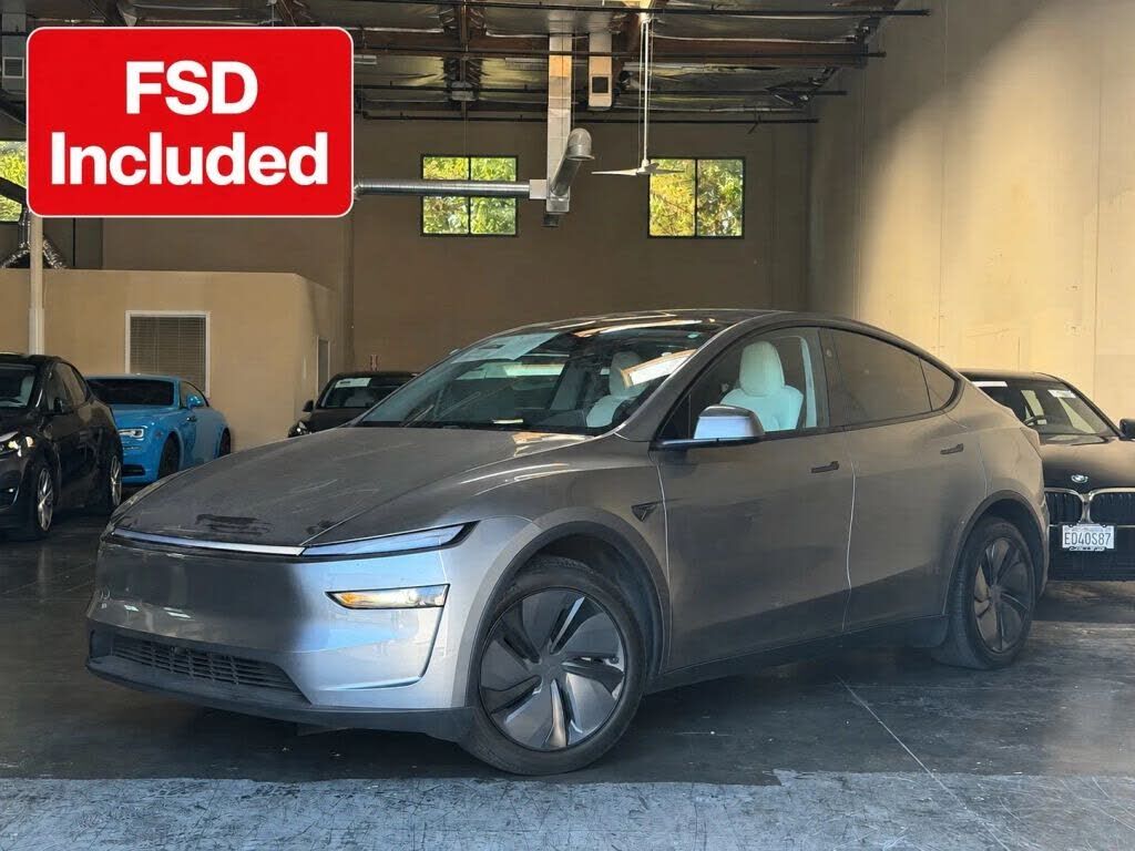 2026 TESLA Model Y