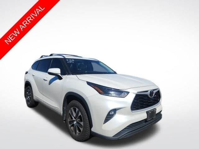 2021 TOYOTA Highlander