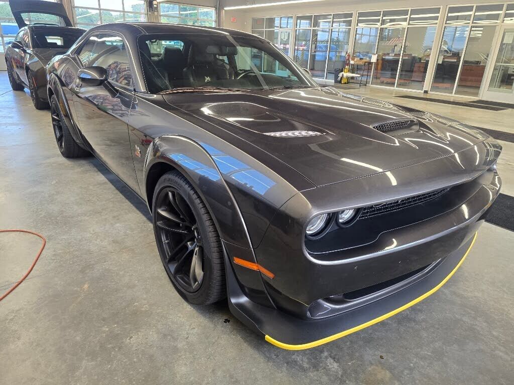 2023 DODGE Challenger