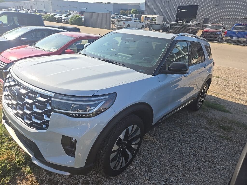 2025 FORD Explorer