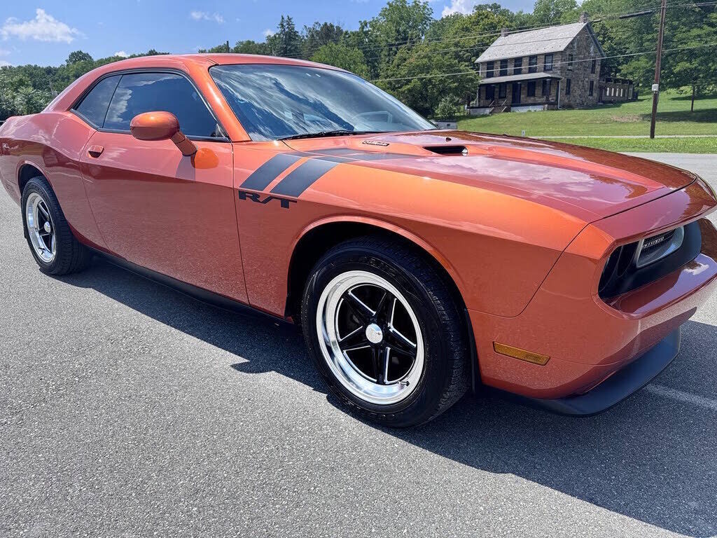 2011 DODGE Challenger