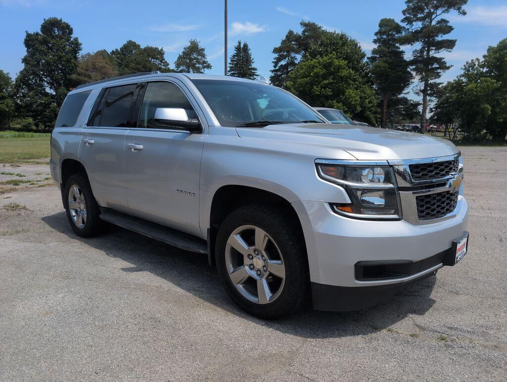 2017 CHEVROLET Tahoe
