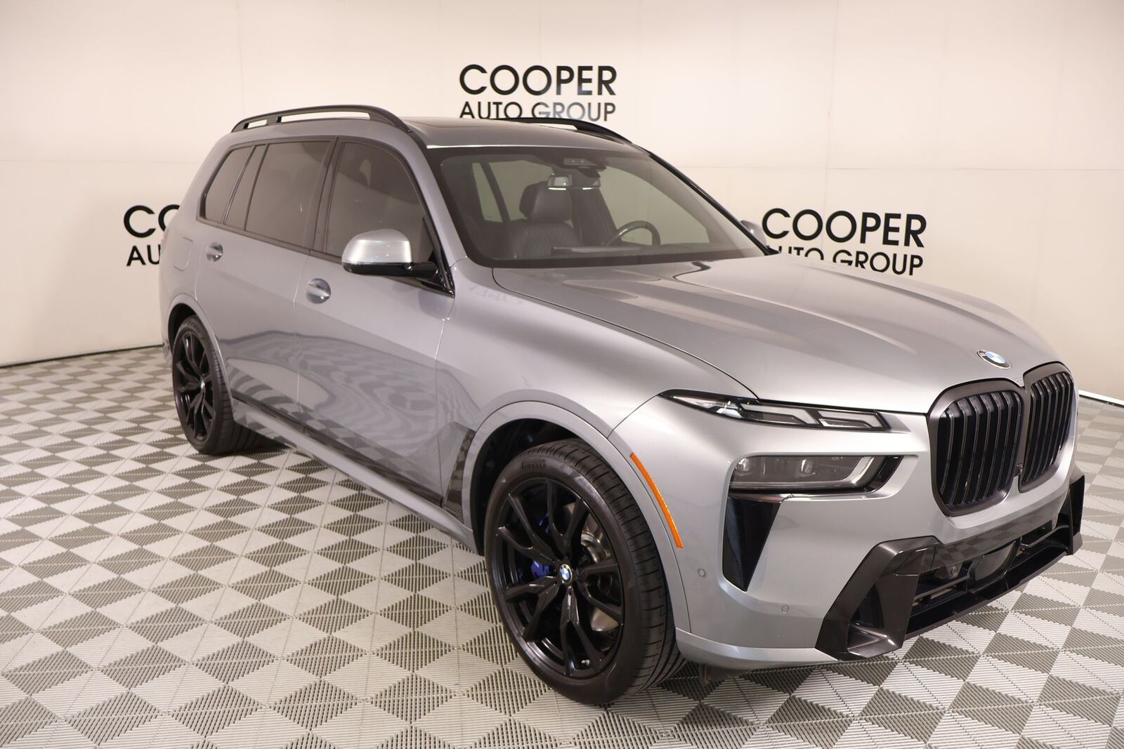 2024 BMW X7