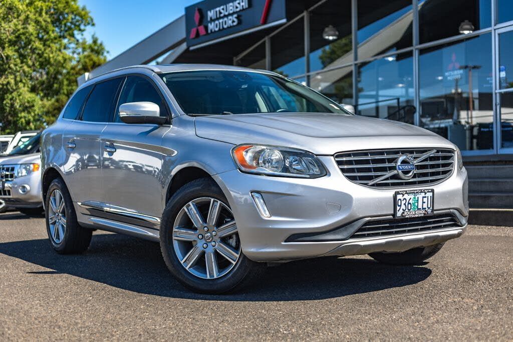 2017 VOLVO XC60