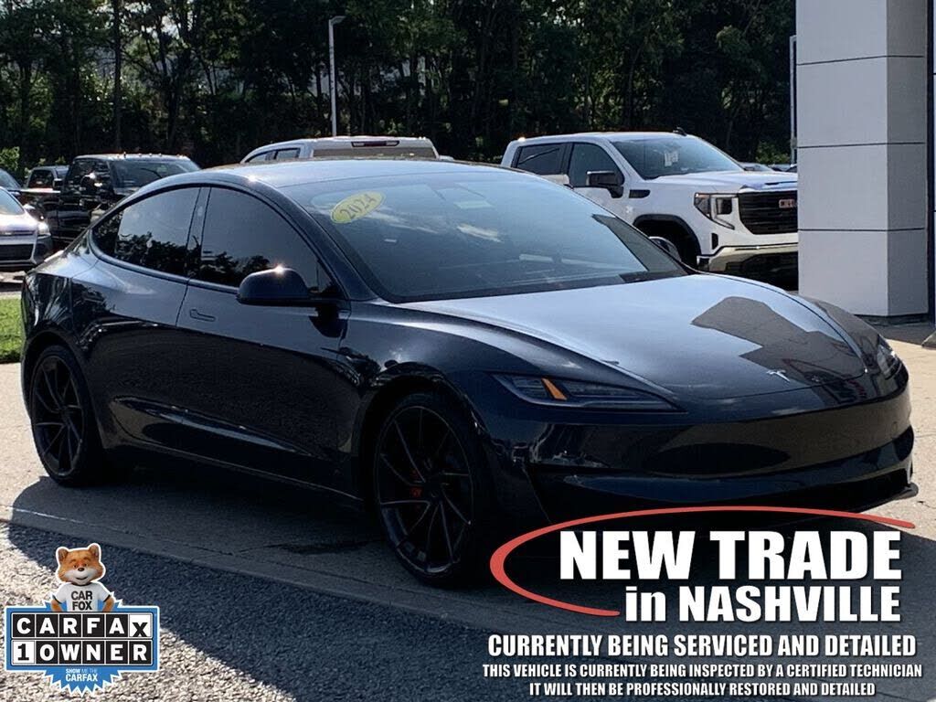2024 TESLA Model 3