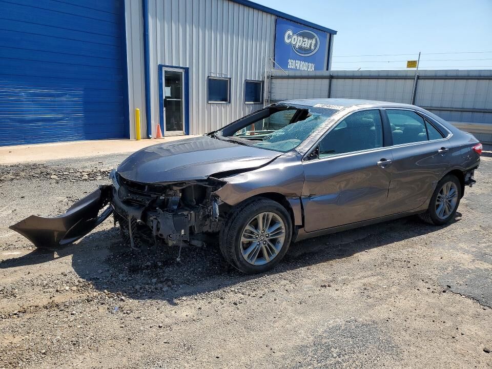 2017 TOYOTA Camry