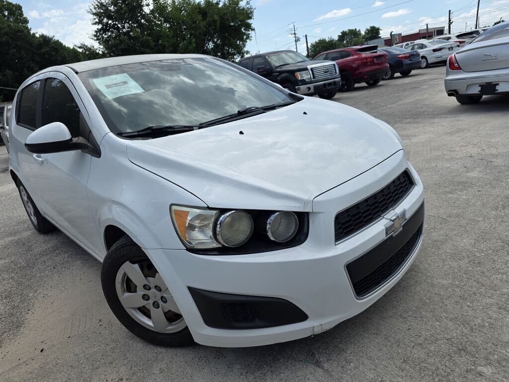 2016 CHEVROLET Sonic
