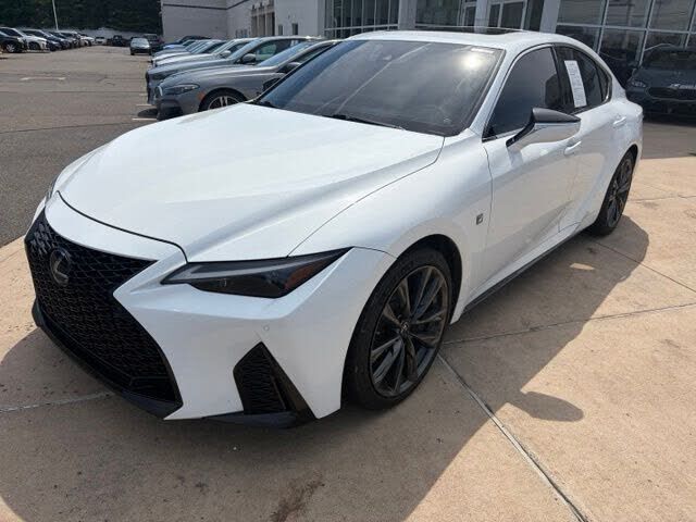 2021 LEXUS IS