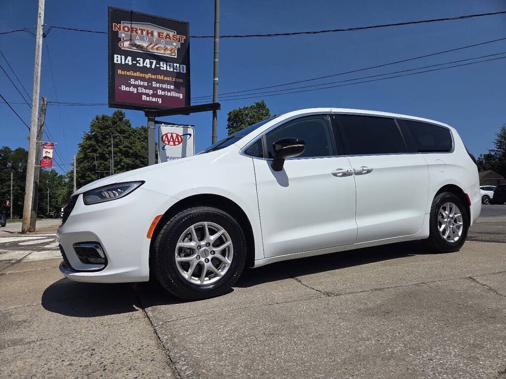 2024 CHRYSLER Pacifica