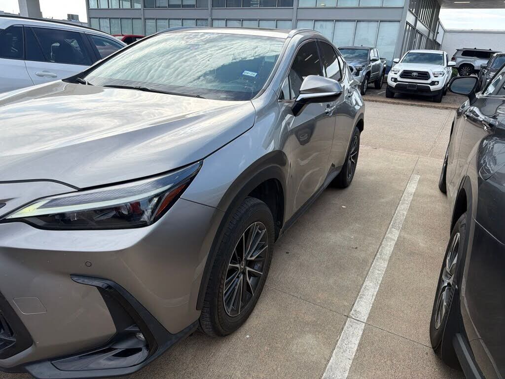 2022 LEXUS NX