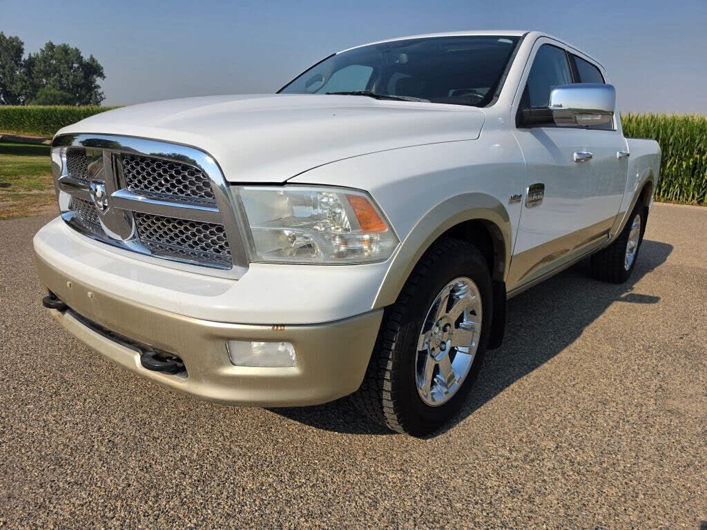 2011 DODGE Ram