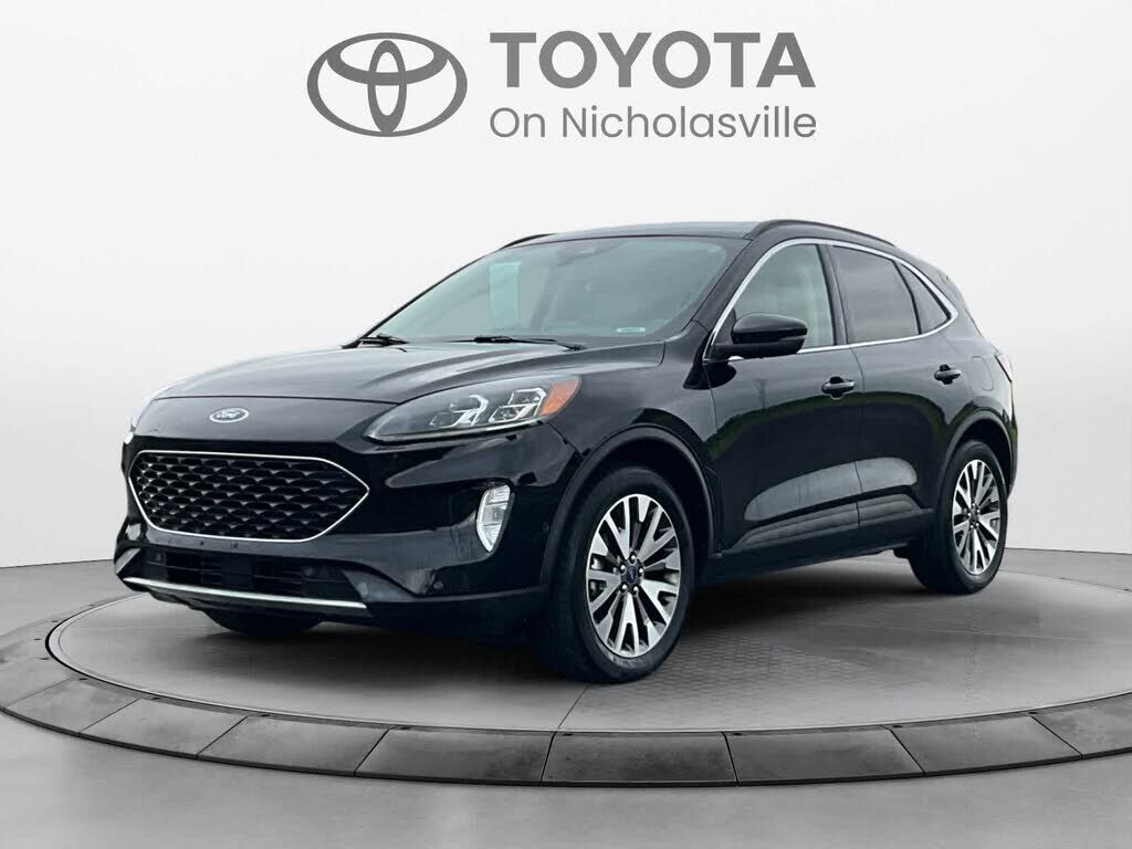 2020 FORD Escape