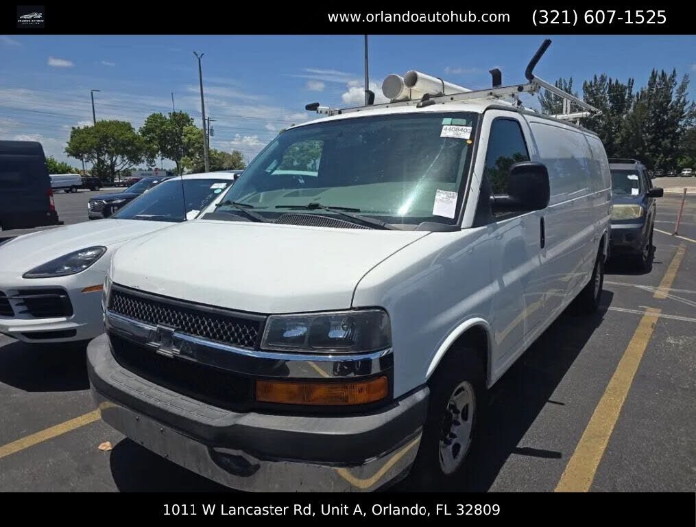 2017 CHEVROLET Express