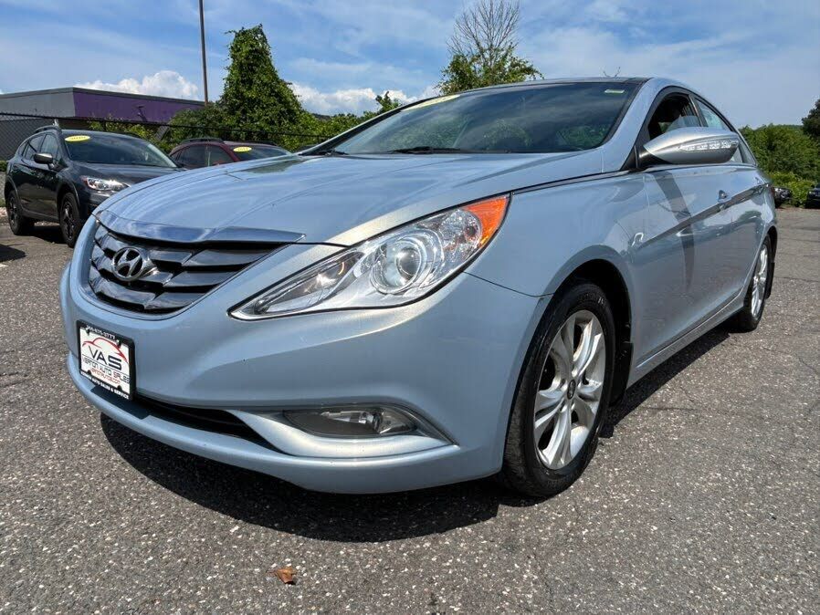2013 HYUNDAI Sonata