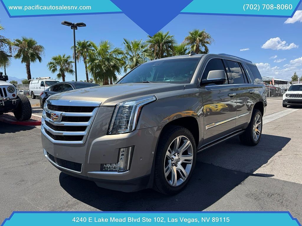 2017 CADILLAC Escalade
