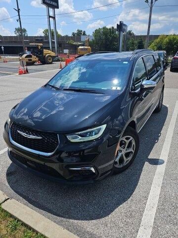 2022 CHRYSLER Pacifica