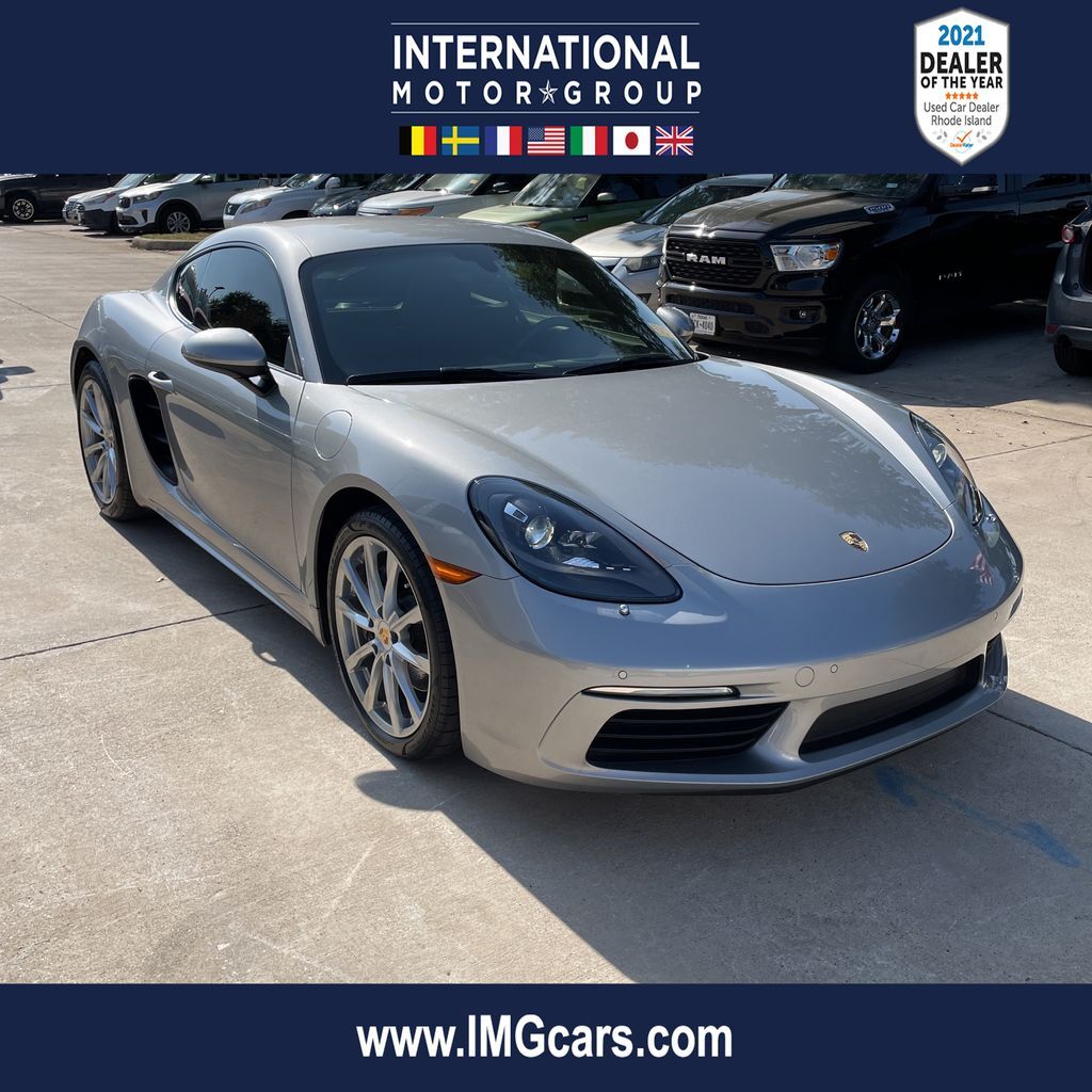 2018 PORSCHE 718