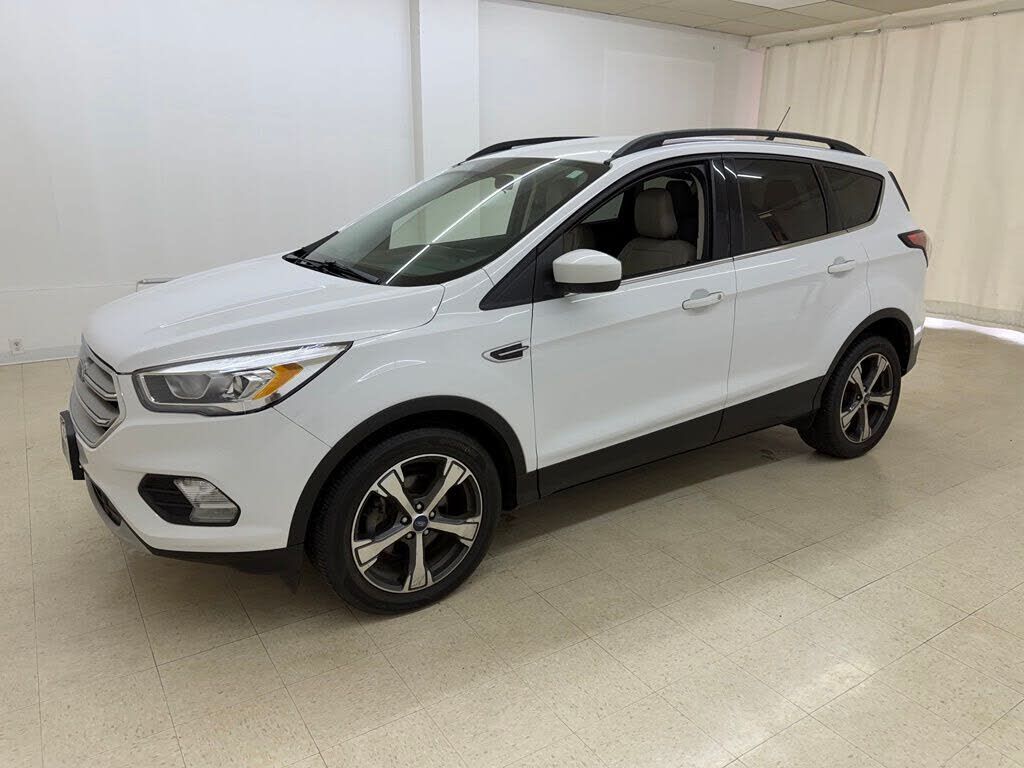 2018 FORD Escape